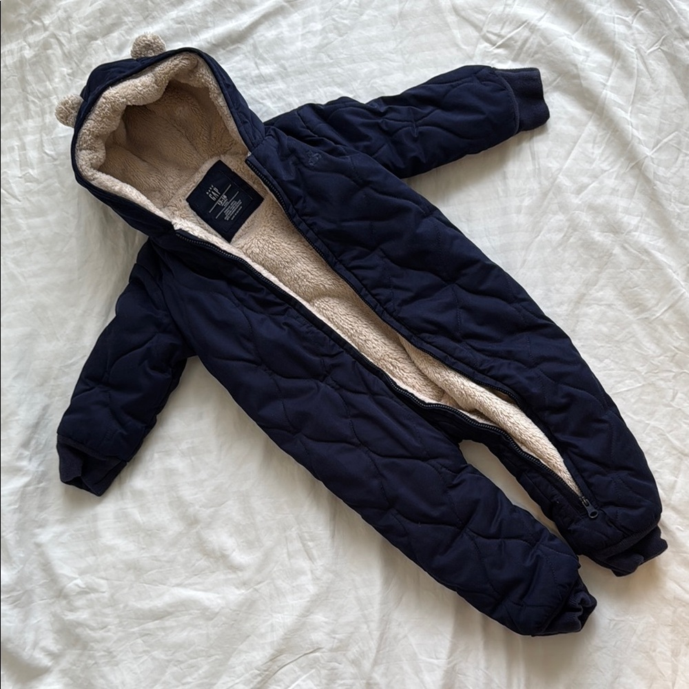 GAP Blue Puffer Jacket with Quilted Design and Insulation